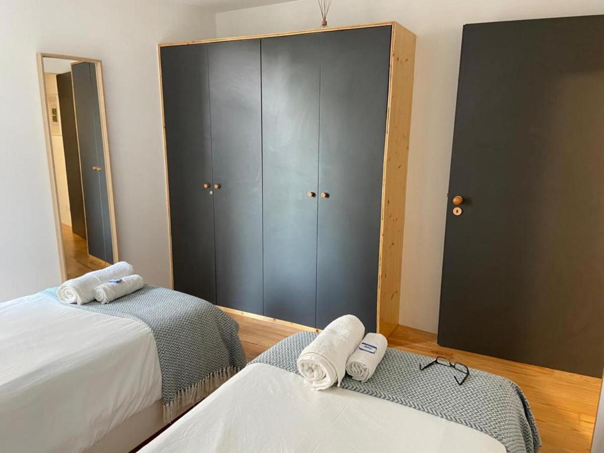 Cativo Flat - Lovely 2 Bedroom Duplex In Porto Bagian luar foto