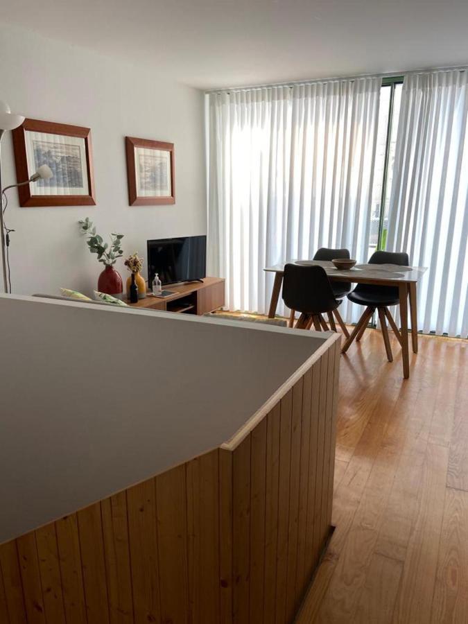 Cativo Flat - Lovely 2 Bedroom Duplex In Porto Bagian luar foto