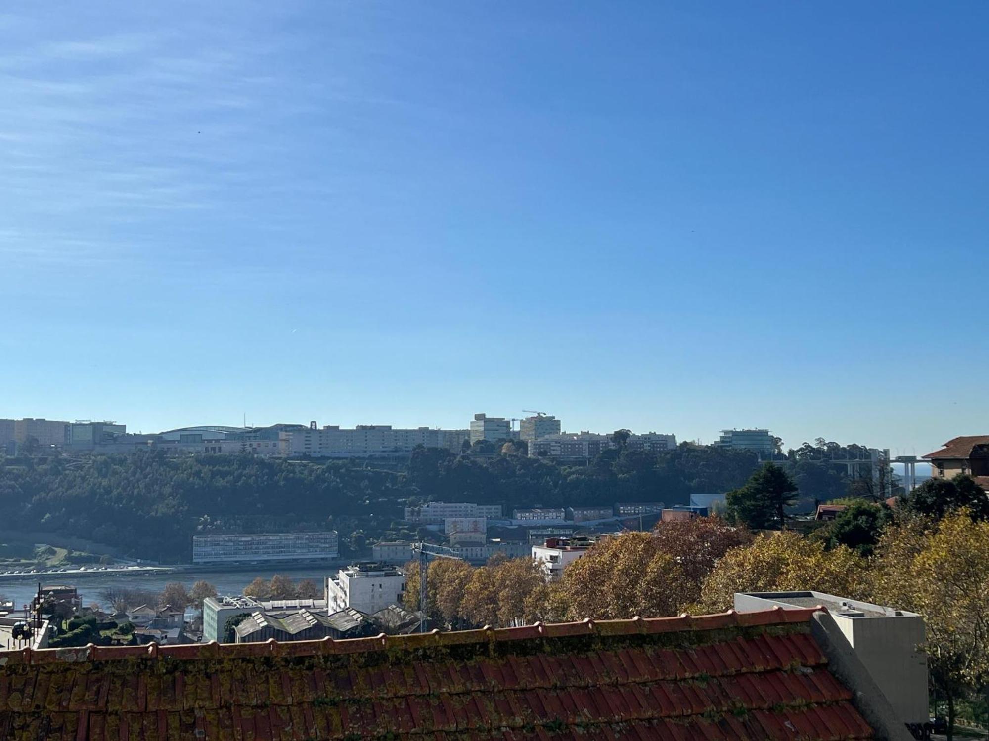 Cativo Flat - Lovely 2 Bedroom Duplex In Porto Bagian luar foto